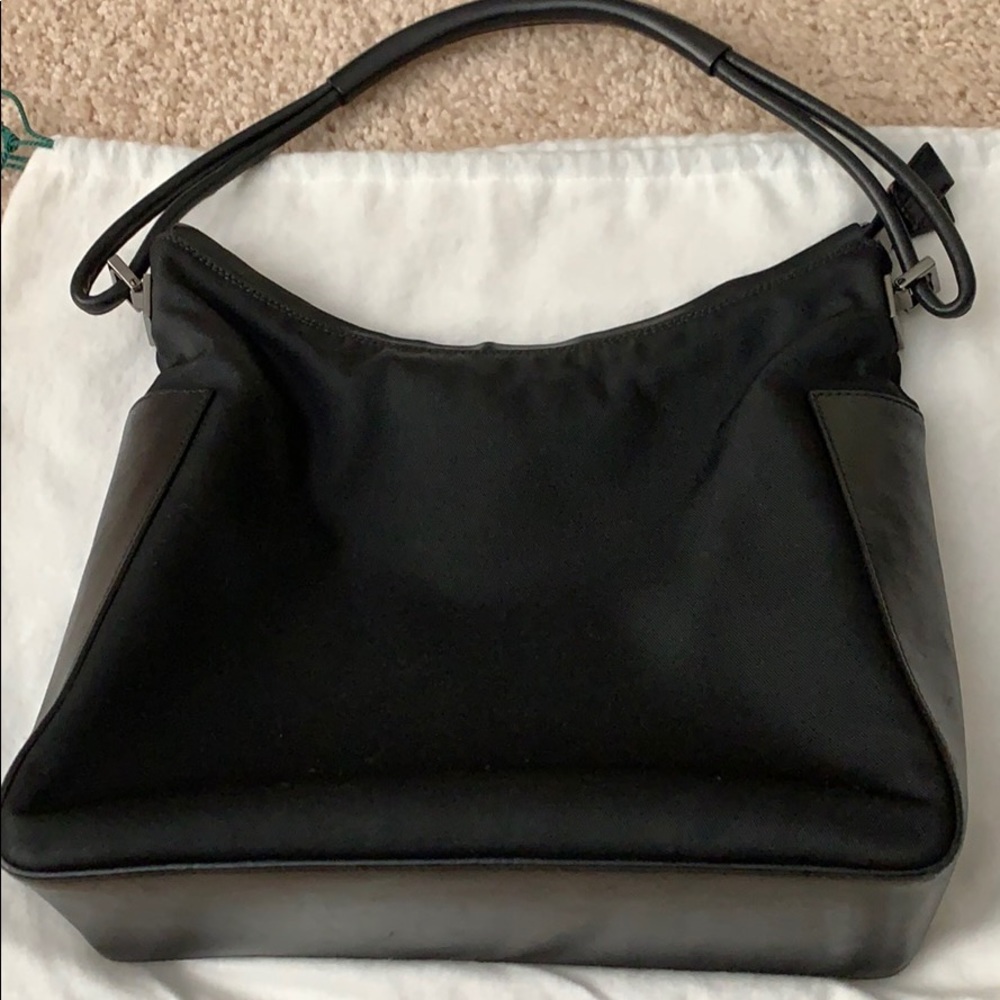 Gucci leather shoulder bag